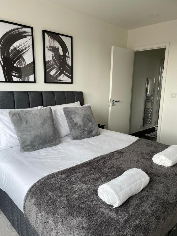 Premier Suite- Bedford City Centre With Free Gym & Parking Экстерьер фото