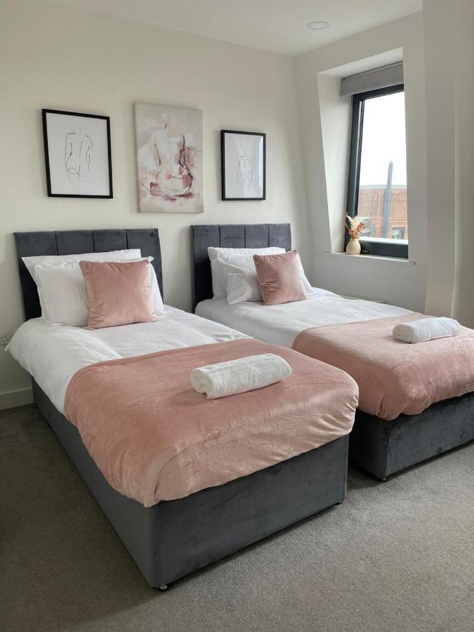 Premier Suite- Bedford City Centre With Free Gym & Parking Экстерьер фото